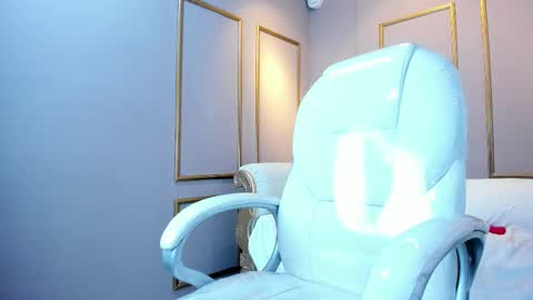 Kathy online show from February 20, 11:43 pm