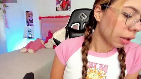 valentina  online show from February 17, 12:45 pm