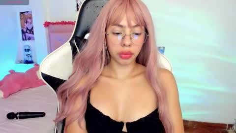 Snapshot of kathyy01 chatting on February 21, 8:32 pm valentina online show from February 21, 8:32 pm