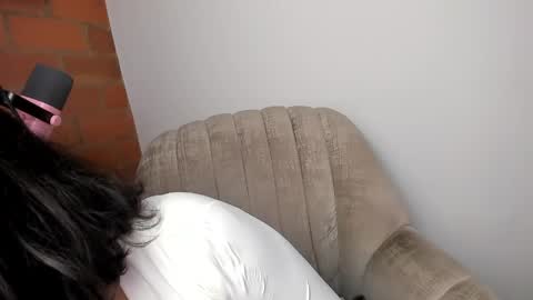 katia_12_ online show from May 3, 7:31 pm