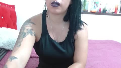 Katia collins online show from December 15, 5:45 am