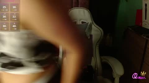 Snapshot of katia_rous_69 chatting on May 23, 12:05 am katia online show from May 23, 12:05 am