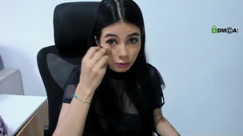 Katia  online show from May 5, 3:20 pm