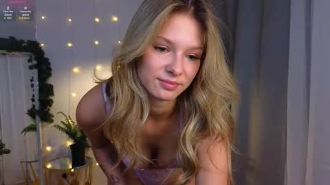 Katie online show from December 19, 2:02 pm