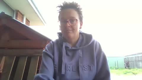 Snapshot of katie_tyler chatting on June 10, 2:12 am Katie online show from June 10, 2:12 am