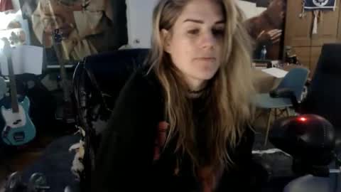 Katie online show from November 7, 4:56 am