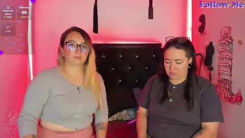 Snapshot of katieeandsharon chatting on March 6, 2:35 pm SHARON KATIEE online show from March 6, 2:35 pm