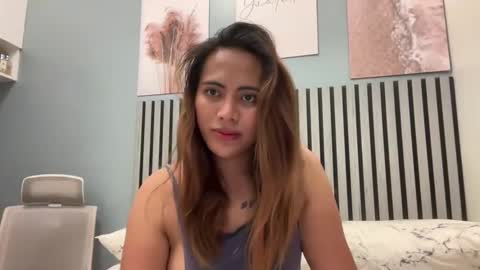 katiefrox  online show from November 12, 9:53 am