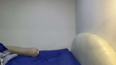 Katie online show from April 2, 3:15 am