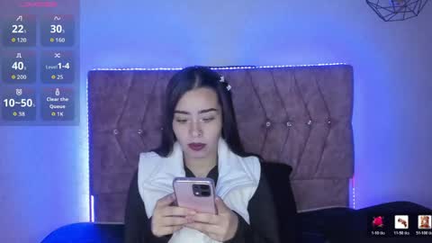 Snapshot of katiie_m chatting on April 11, 9:57 am Katie online show from April 11, 9:57 am