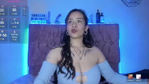 Snapshot of katiie_m chatting on April 17, 12:46 am Katie online show from April 17, 12:46 am