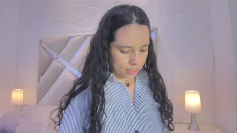 KATE  online show from May 16, 9:57 pm