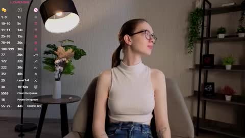 Scarlett online show from March 21, 7:35 am