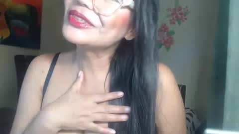 Snapshot of katiusca_horny2 chatting on February 17, 12:16 pm katiusca_horny2 online show from February 17, 12:16 pm