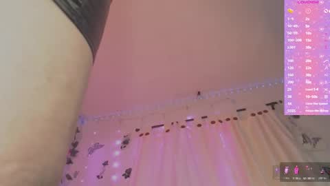 Johanna  online show from November 13, 4:55 am