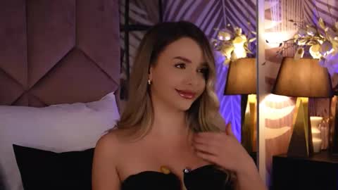 KatJolie online show from October 25, 7:19 pm