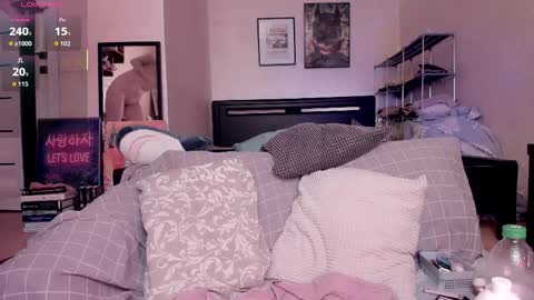 katkittykate online show from May 23, 4:29 am
