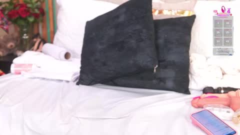 Snapshot of katlyn_martins chatting on September 18, 7:16 pm K A T L Y N online show from September 18, 7:16 pm