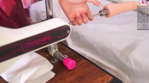 Snapshot of katlyn_martins chatting on October 14, 5:03 pm K A T L Y N online show from October 14, 5:03 pm