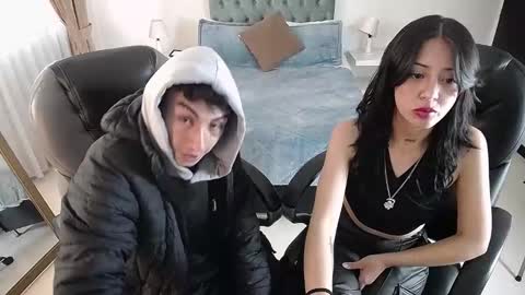 Snapshot of katnia_and_marcuz chatting on March 1, 12:12 pm Katnia and Marcuz online show from March 1, 12:12 pm