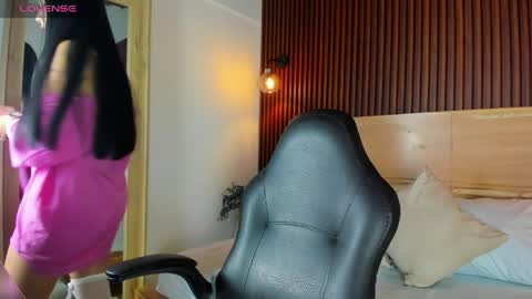 Snapshot of katnissa_28 chatting on April 1, 12:28 pm K A T online show from April 1, 12:28 pm