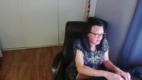 katrina_cd online show from July 10, 12:52 pm