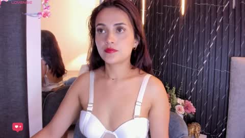 Keyla online show from April 6, 7:15 pm