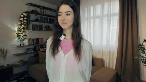 Kate Aurora online show from March 11, 8:20 am