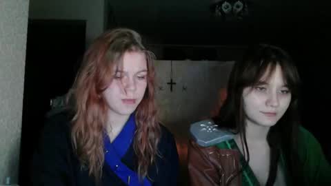 katrine_ine online show from October 31, 7:48 pm