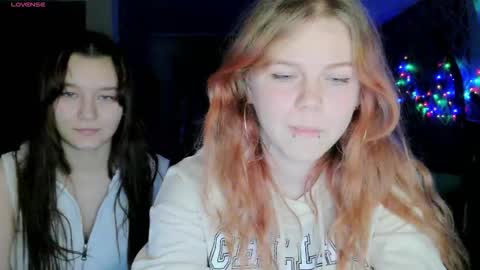 katrine_ine online show from November 10, 5:23 pm