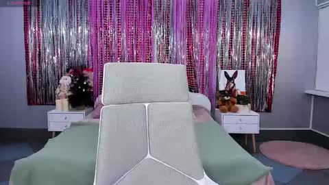 Kate online show from February 11, 10:15 am