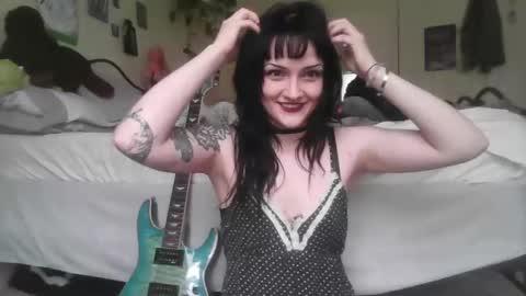 kattattacck online show from May 5, 6:05 pm