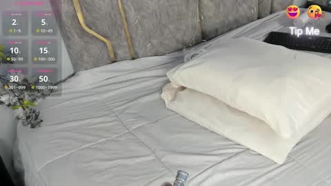 Snapshot of kattejordan chatting on November 19, 3:39 am Katerine online show from November 19, 3:39 am