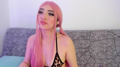 Snapshot of kattengel_ chatting on March 3, 1:17 pm Kat online show from March 3, 1:17 pm