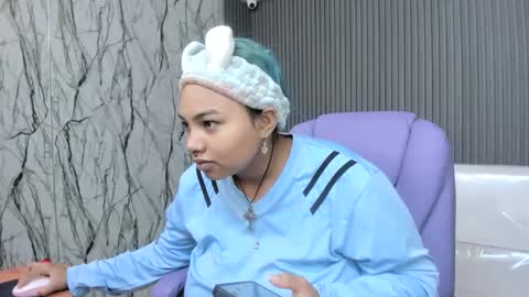 Snapshot of katteyes_ chatting on March 27, 7:35 pm katteyes_ online show from March 27, 7:35 pm