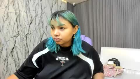 Snapshot of katteyes_ chatting on March 29, 7:58 pm katteyes_ online show from March 29, 7:58 pm