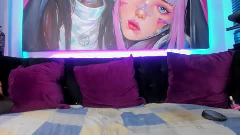 Katiia online show from March 11, 1:56 pm