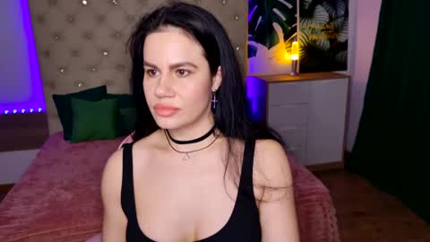 KattieSims online show from February 28, 4:21 am
