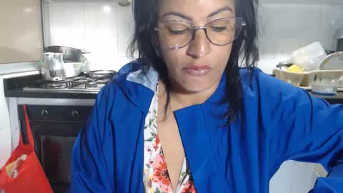Snapshot of kattleyagray chatting on September 26, 2:43 pm KattleyaGrey online show from September 26, 2:43 pm