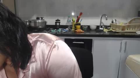 Snapshot of kattleyagray chatting on October 18, 9:26 pm KattleyaGrey online show from October 18, 9:26 pm