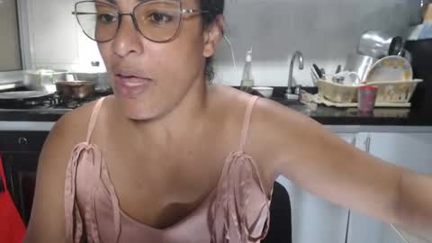 Snapshot of kattleyagray chatting on October 27, 7:07 pm KattleyaGrey online show from October 27, 7:07 pm