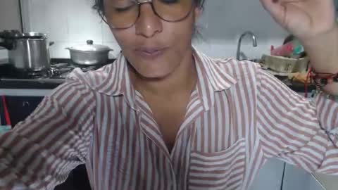 Snapshot of kattleyagray chatting on October 30, 10:32 pm KattleyaGrey online show from October 30, 10:32 pm