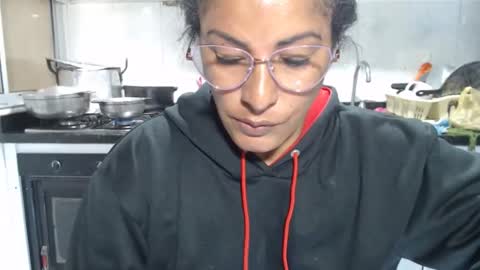 KattleyaGrey online show from February 4, 8:47 pm