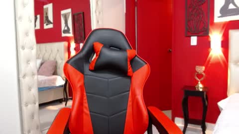 katty  online show from November 28, 10:56 pm