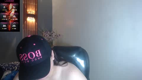 Snapshot of katty_findom_ chatting on September 25, 12:53 pm katty online show from September 25, 12:53 pm