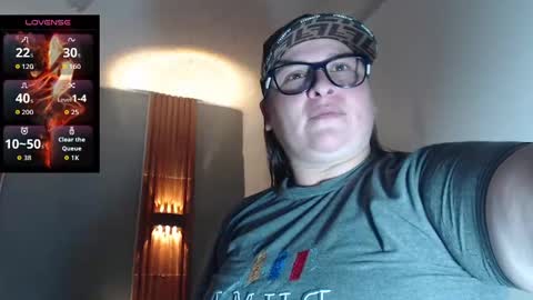 Snapshot of katty_findom_ chatting on October 29, 12:40 pm katty online show from October 29, 12:40 pm