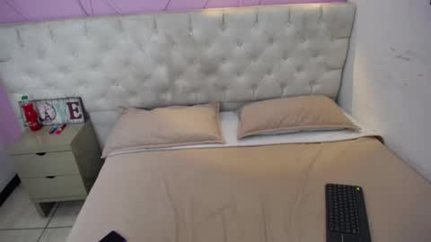 Katty Kiss  online show from February 11, 3:33 am