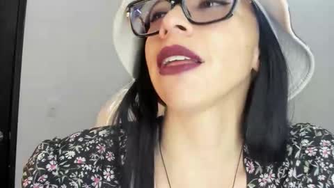 Katty online show from January 8, 8:22 pm