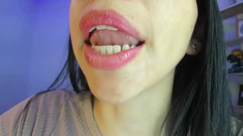 Snapshot of katty_mouth chatting on May 1, 5:50 pm Katty online show from May 1, 5:50 pm