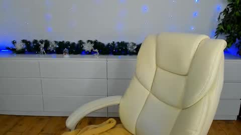 Katty online show from December 19, 6:42 am